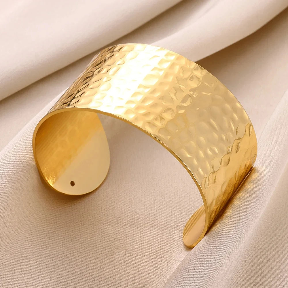 Ringaora Classic Cuff Bracelet